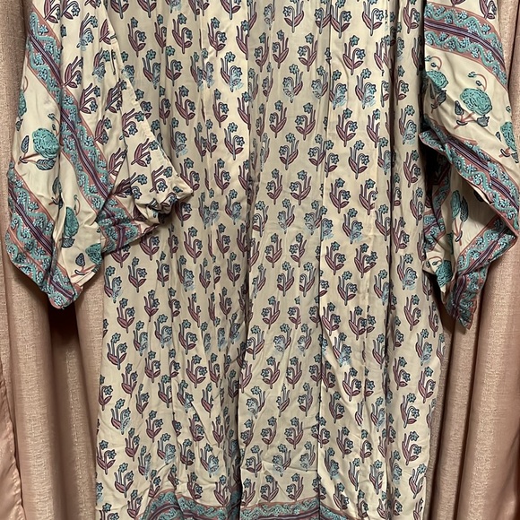 😍🤍🩵 Spell Bohemian Royale Maxi Robe Sz: M/L Color: Dusk. EUC! 🩵🤍😍 - Picture 5 of 17